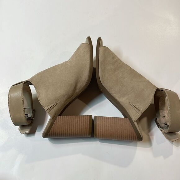 Indigo Rd Womens Tan Microsuede Open Toe Bootie Sz 7.5 - Picture 7 of 9